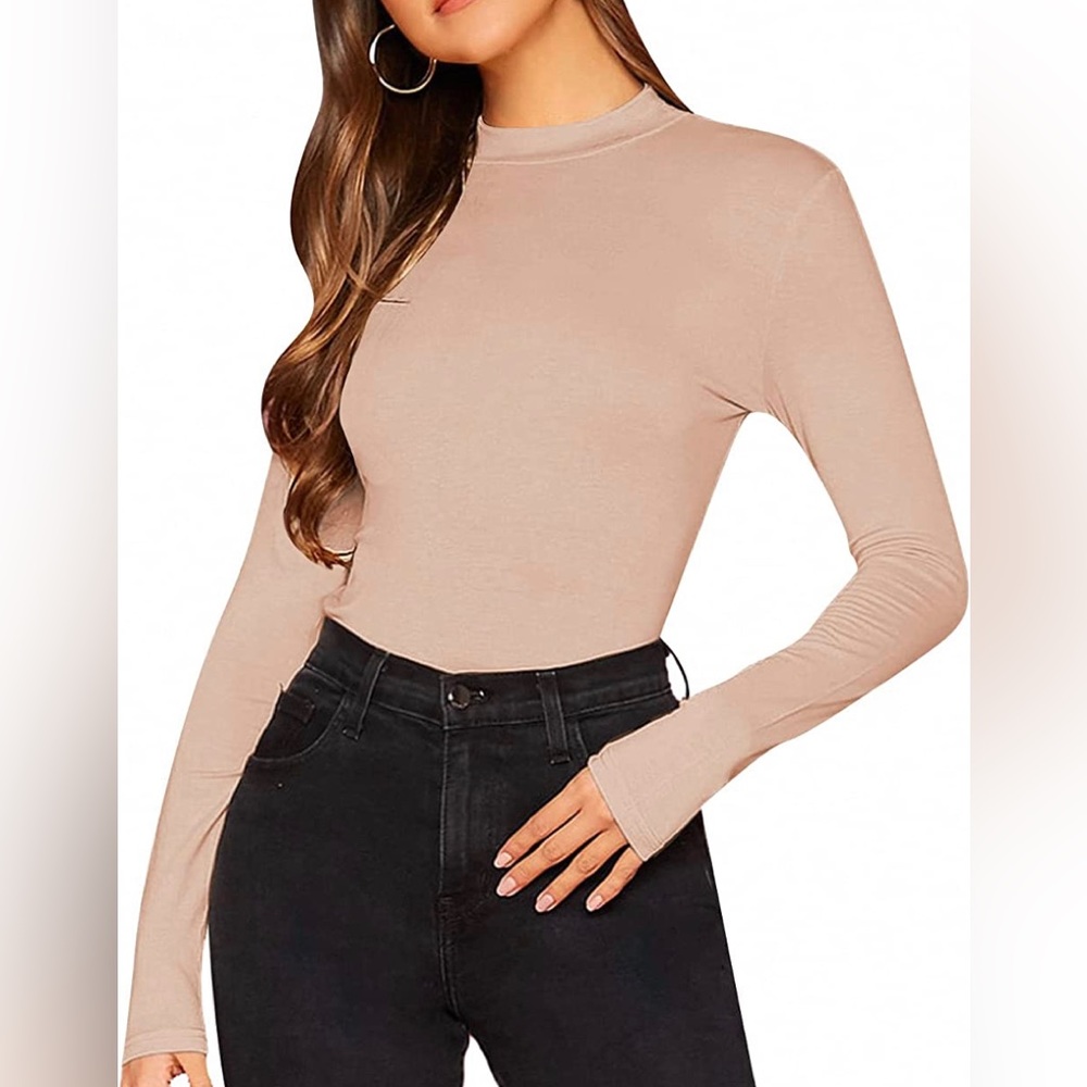 Women's Basic Mock Neck Slim Fitted Long Sleeve Pullover.-New